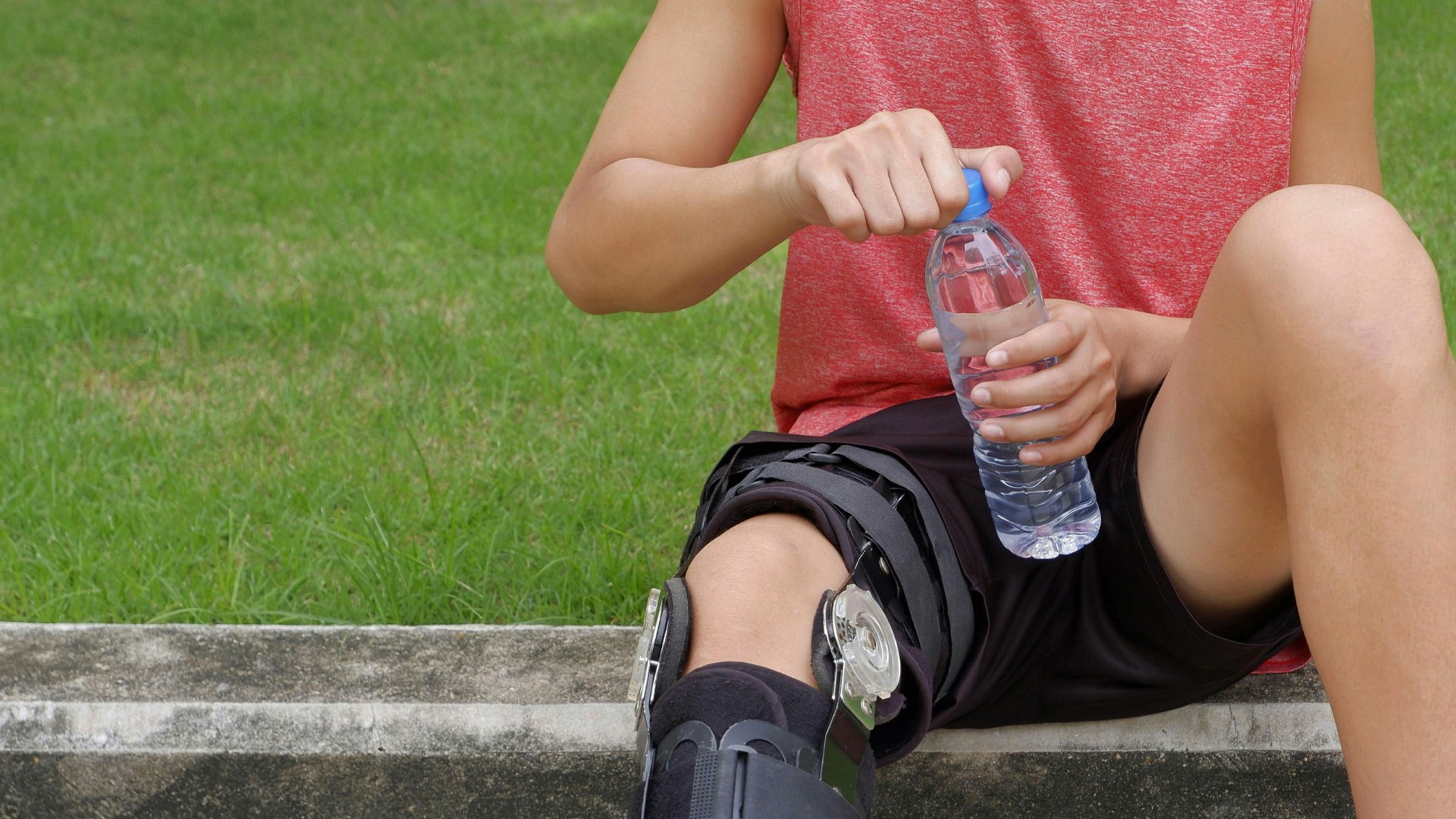 Know Your Brace – The Benefits of Professional Knee Braces Fitting